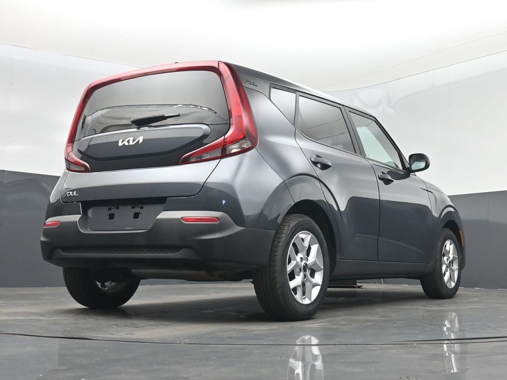 2022 Kia Soul LX photo 34