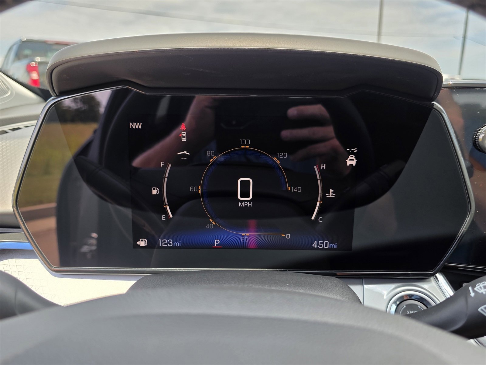 2025 Chevrolet Trax LT photo 11