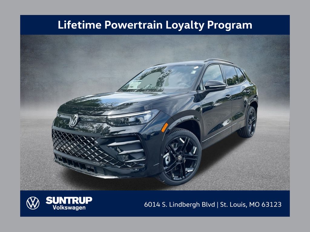 2025 Volkswagen Tiguan SE R-LINE BLACK's photo