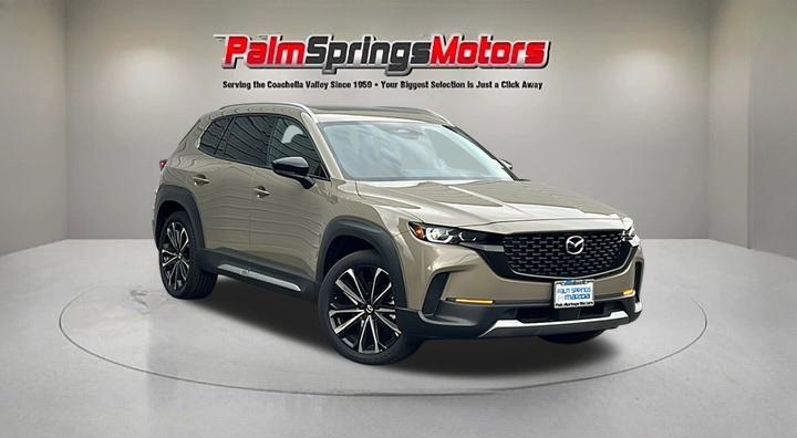 2025 Mazda CX-50 Premium's photo