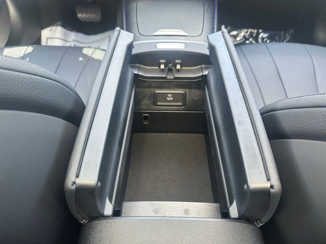 2025 Mercedes Benz E 350 4MATIC photo 35