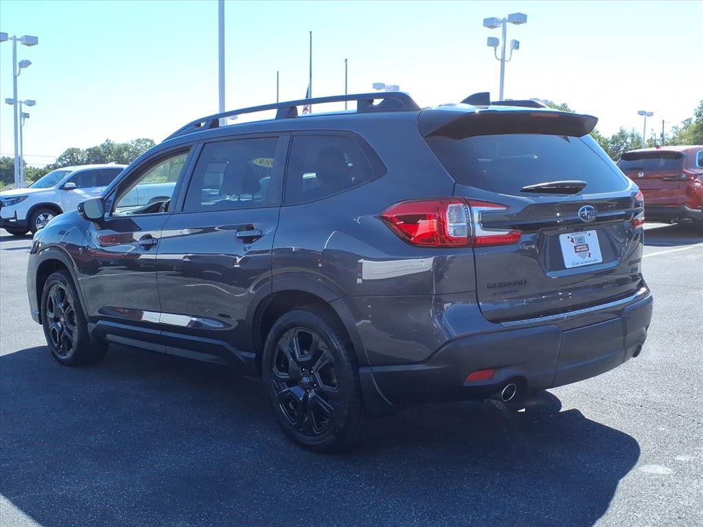 2024 Subaru Ascent Onyx Edition photo 2