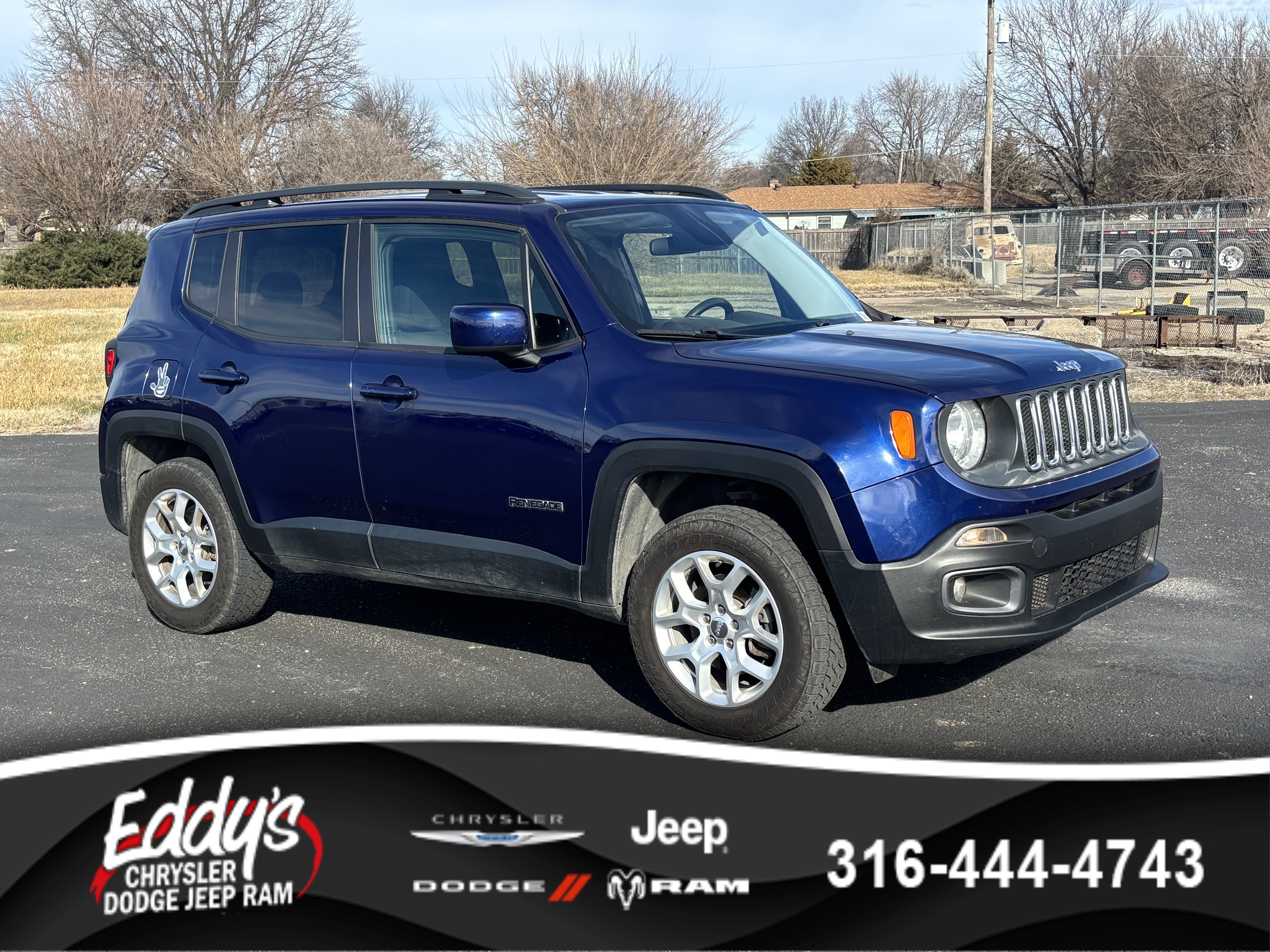 2016 Jeep Renegade Latitude's photo