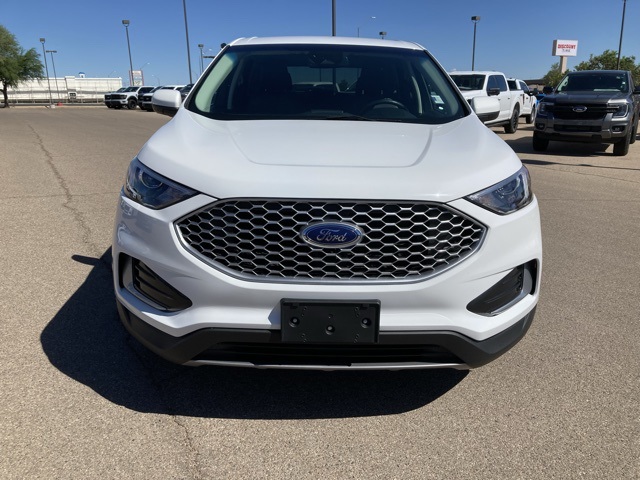 2024 Ford Edge SEL photo 2