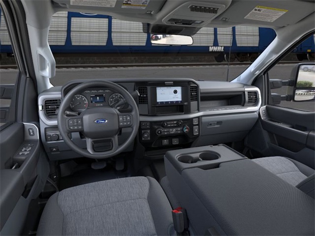 2026 Ford F-250 photo 9