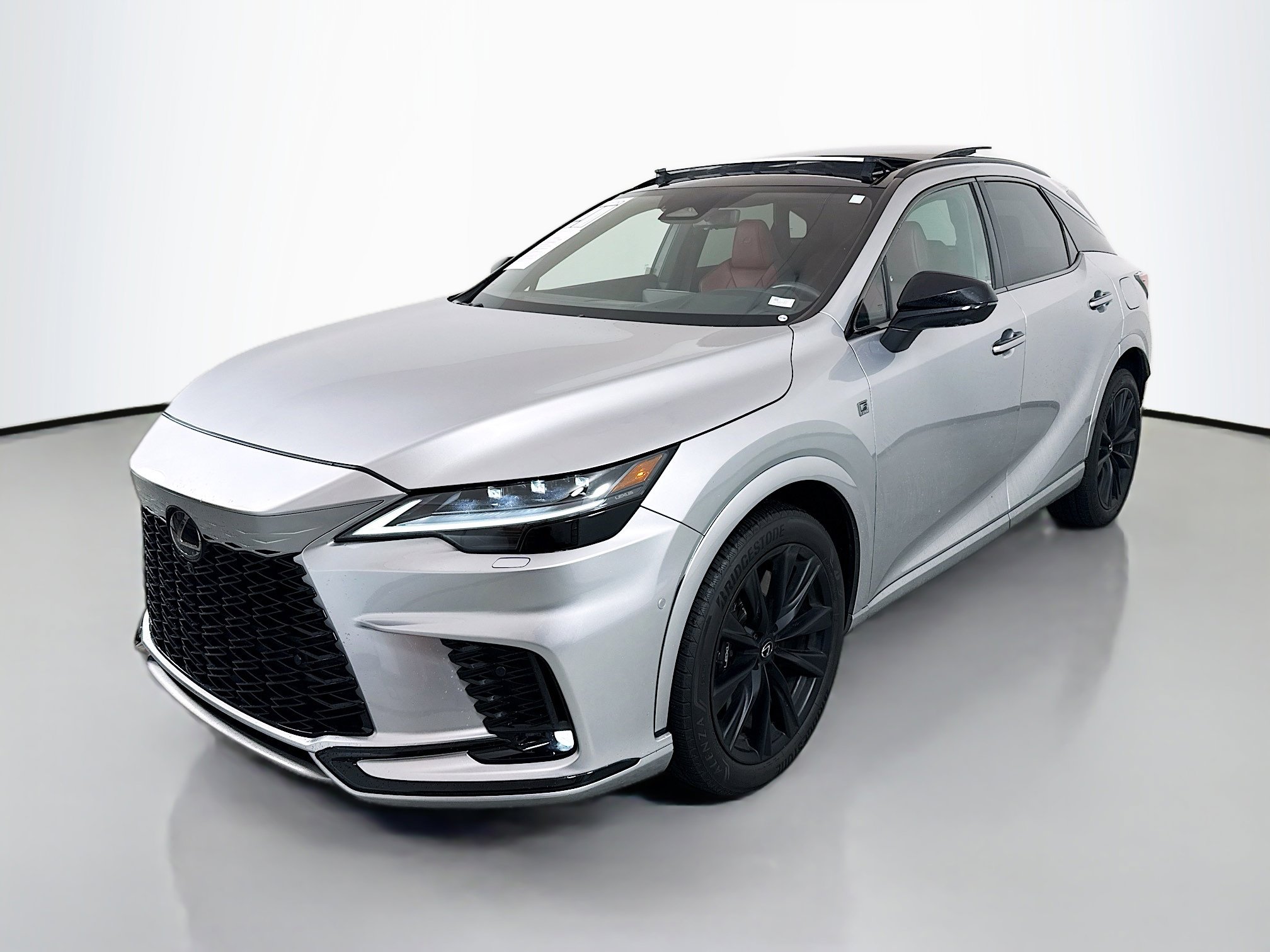 2023 Lexus RX 500h F SPORT Performance photo 3