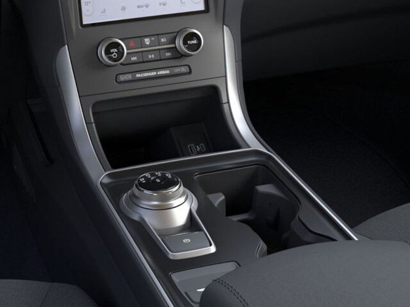 2024 Ford Edge SE photo 15