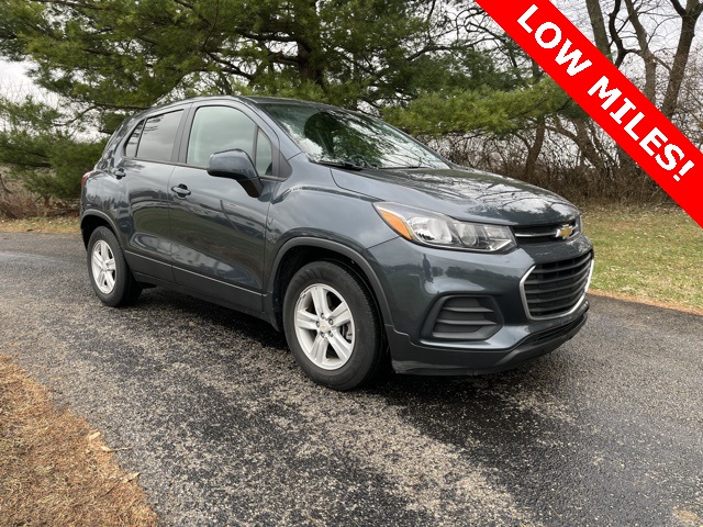 2021 Chevrolet Trax LS's photo