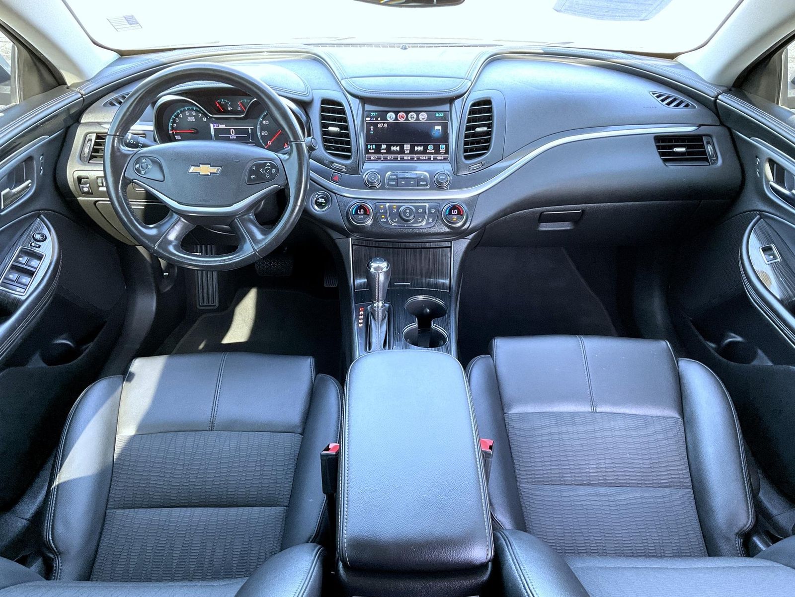 2019 Chevrolet Impala 1LT photo 12