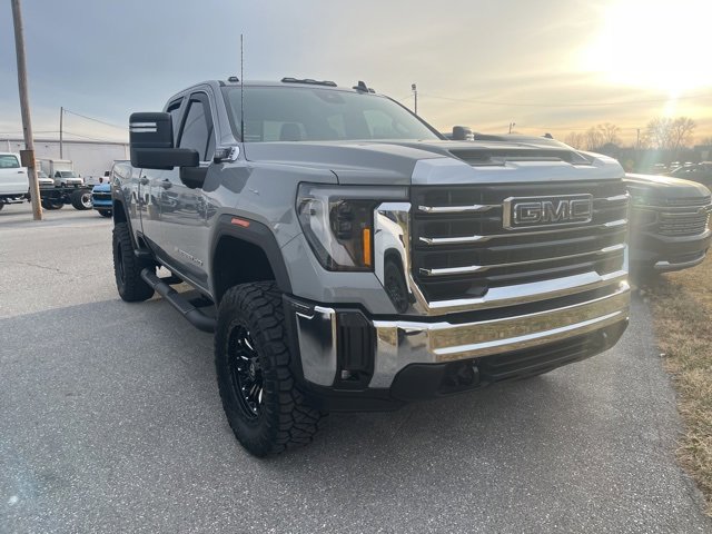 2025 GMC Sierra 2500HD SLE's photo