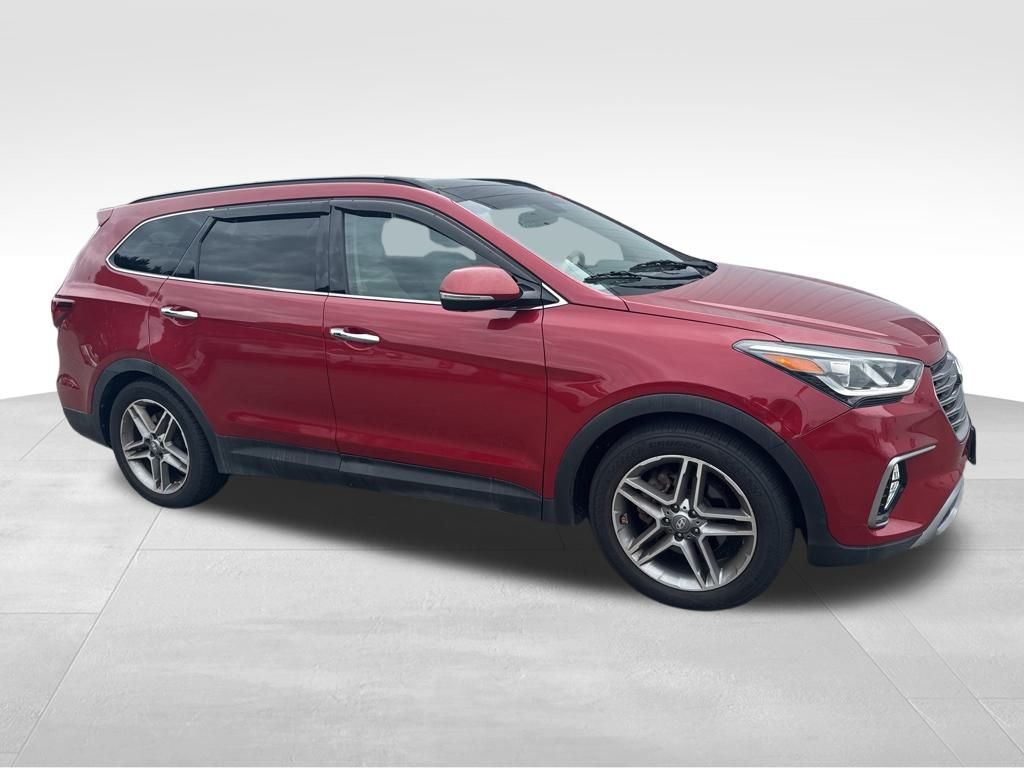 2017 Hyundai Santa Fe SE Ultimate photo 3