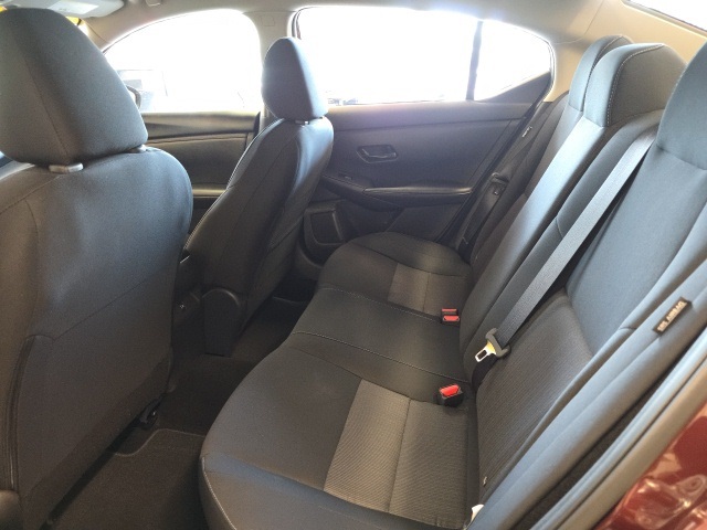 2024 Nissan Sentra SV photo 11