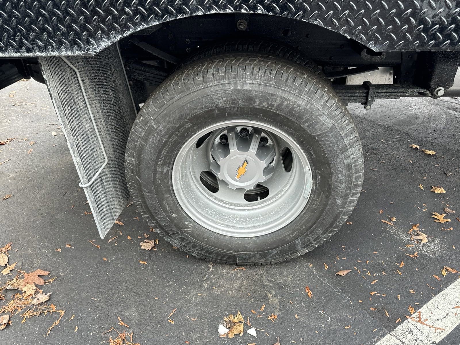 2024 Chevrolet Silverado 3500HD Work Truck photo 8