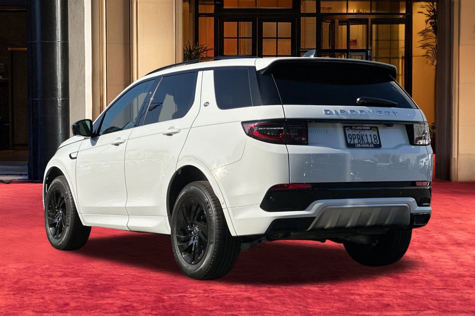 2024 Land Rover Discovery Sport S photo 2