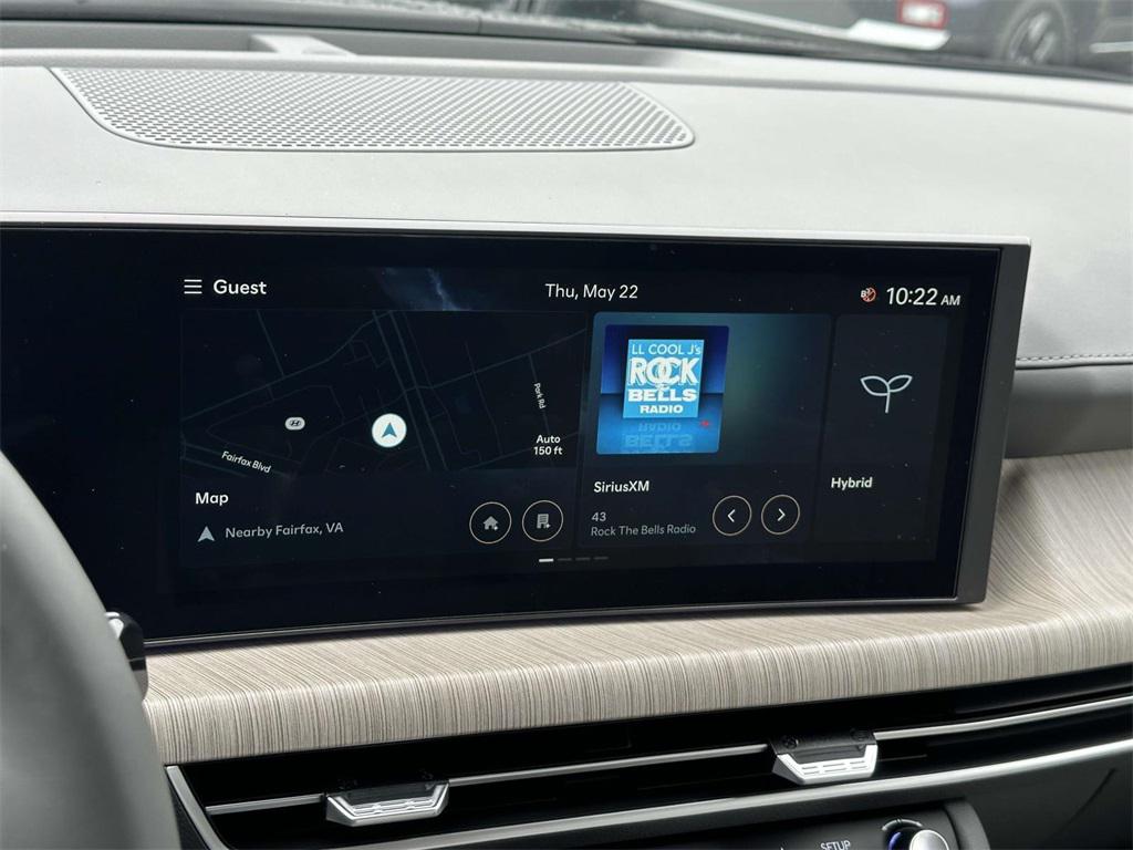 2025 Hyundai Sonata Hybrid Limited photo 3