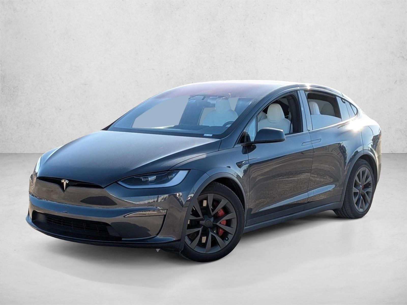 2023 Tesla Model X Plaid's photo