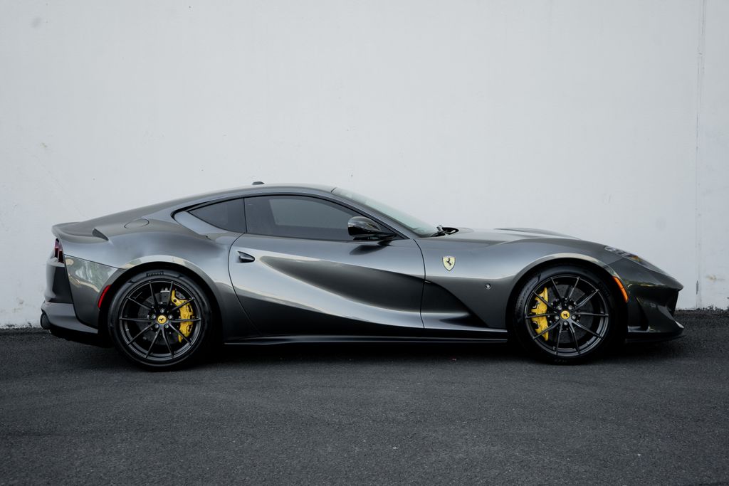 2018 Ferrari 812 Superfast photo 3