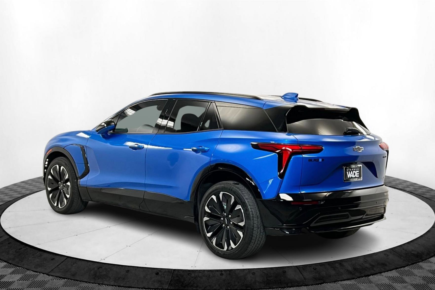 2024 Chevrolet Blazer EV RS photo 3