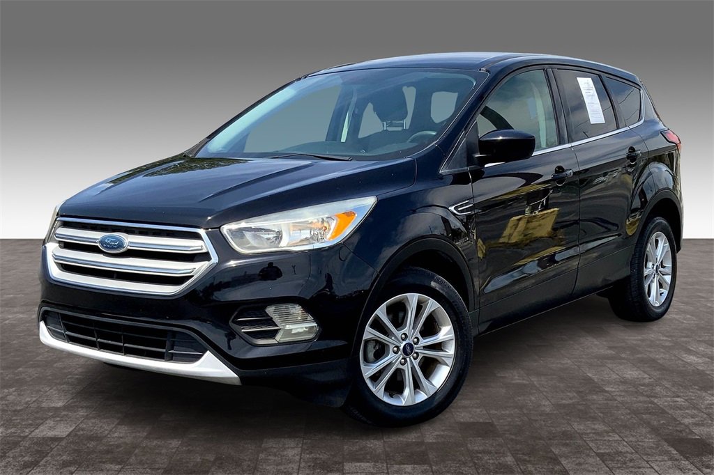 2019 Ford Escape SE photo 2