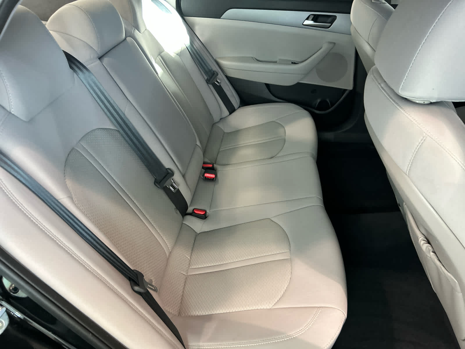 2018 Hyundai Sonata Eco photo 21