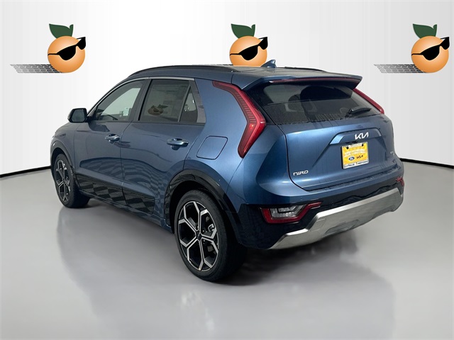 2025 Kia Niro SX Touring photo 4