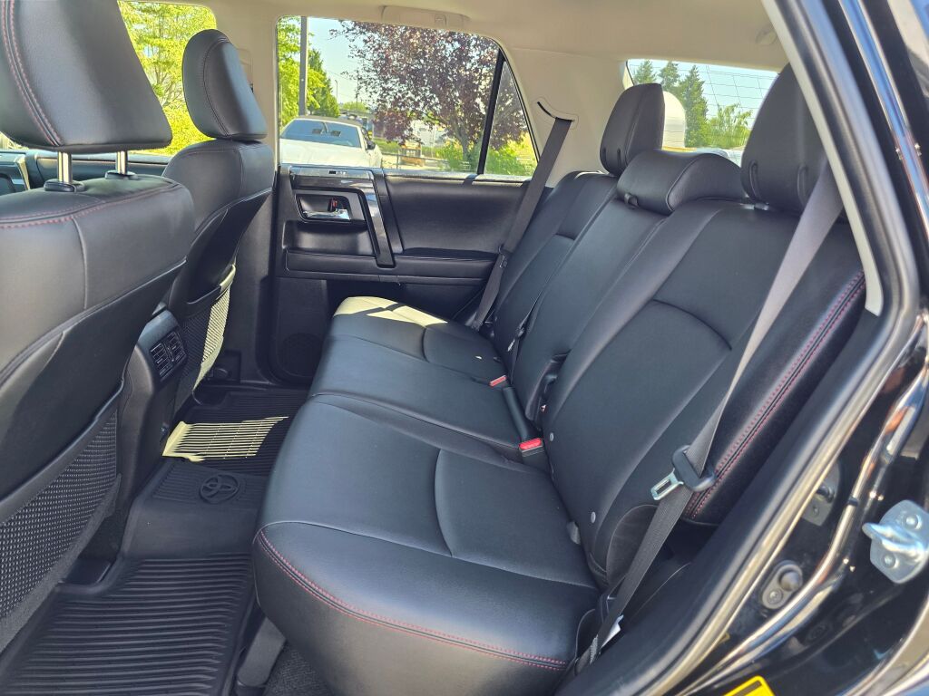 2021 Toyota 4Runner TRD Off-Road Premium photo 16