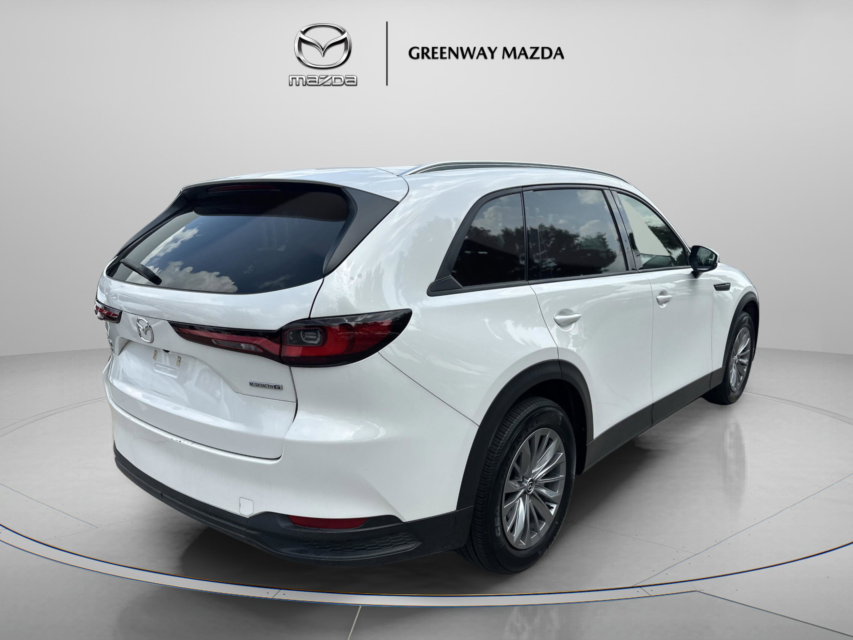2024 Mazda CX-90 Preferred Plus photo 7