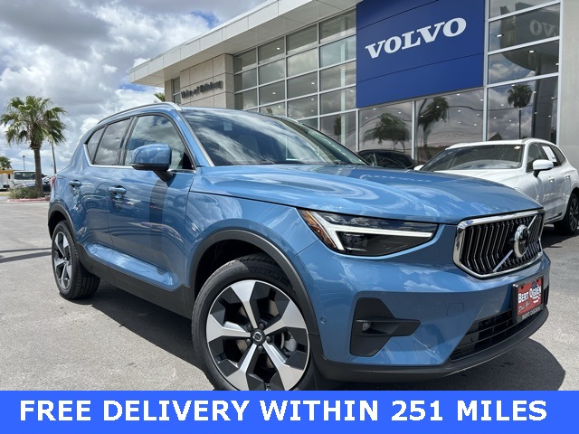 2025 Volvo XC40 Plus