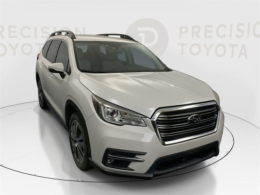 2019 Subaru Ascent Limited's photo