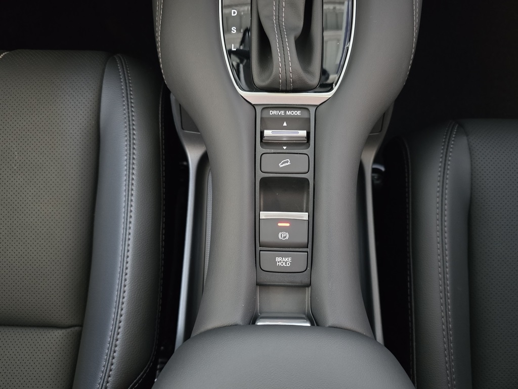 2026 Honda HR-V EX-L photo 31