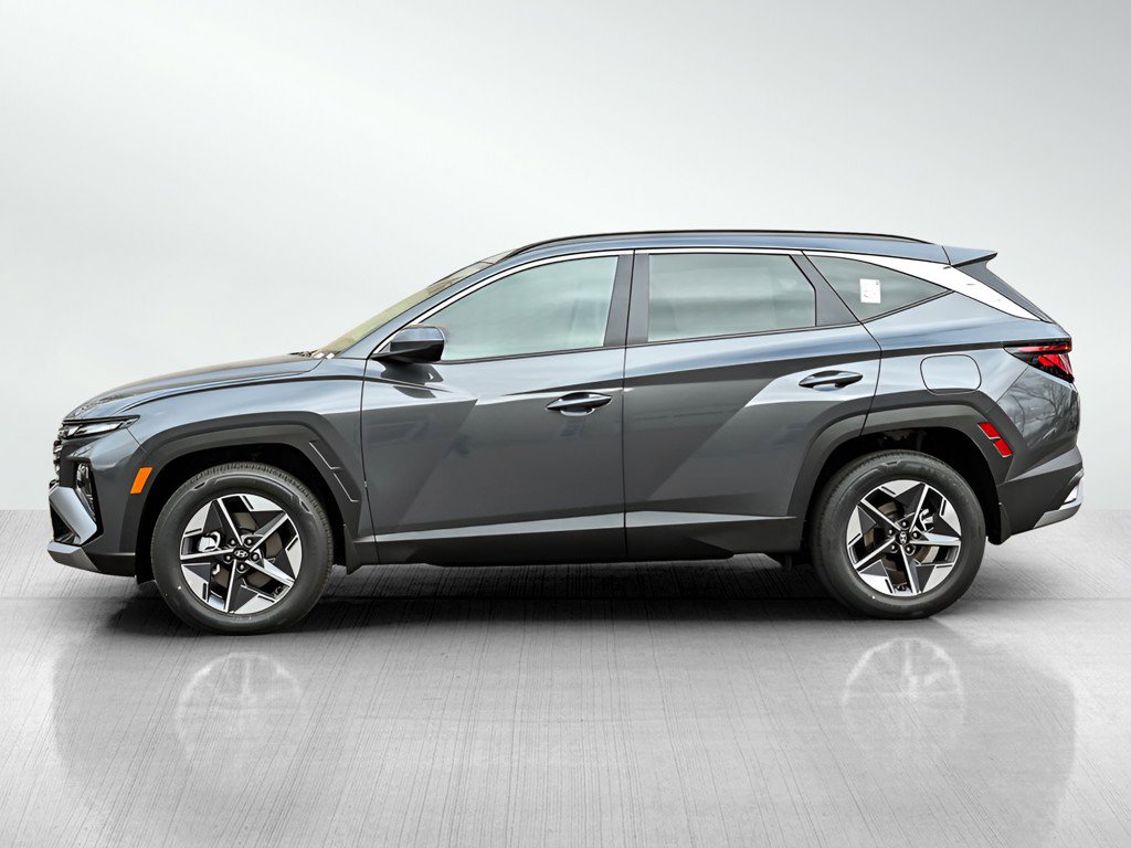 2026 Hyundai Tucson Hybrid SEL photo 3