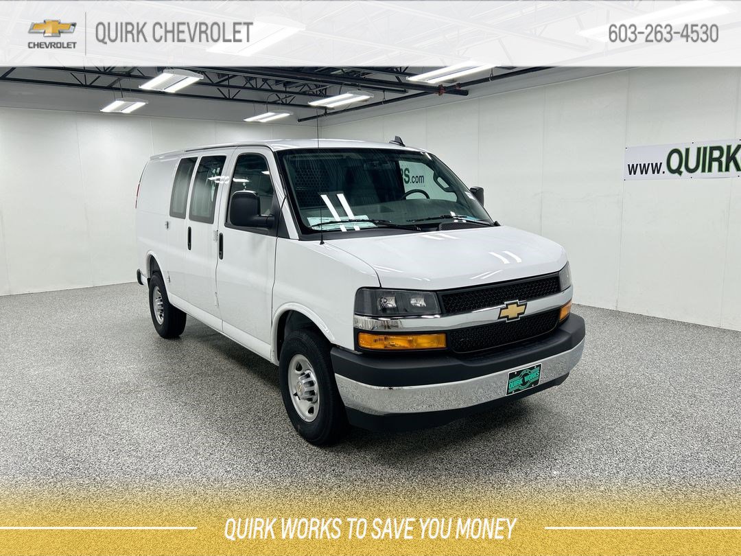 2025 Chevrolet Express Cargo Work Van's photo