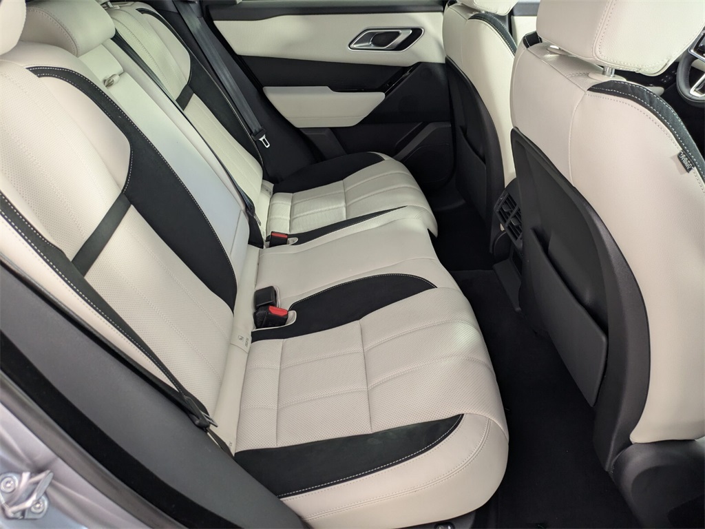 2023 Land Rover Range Rover Velar R-Dynamic S photo 26