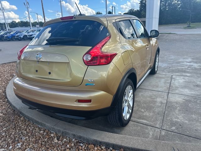 2014 Nissan Juke SL photo 3