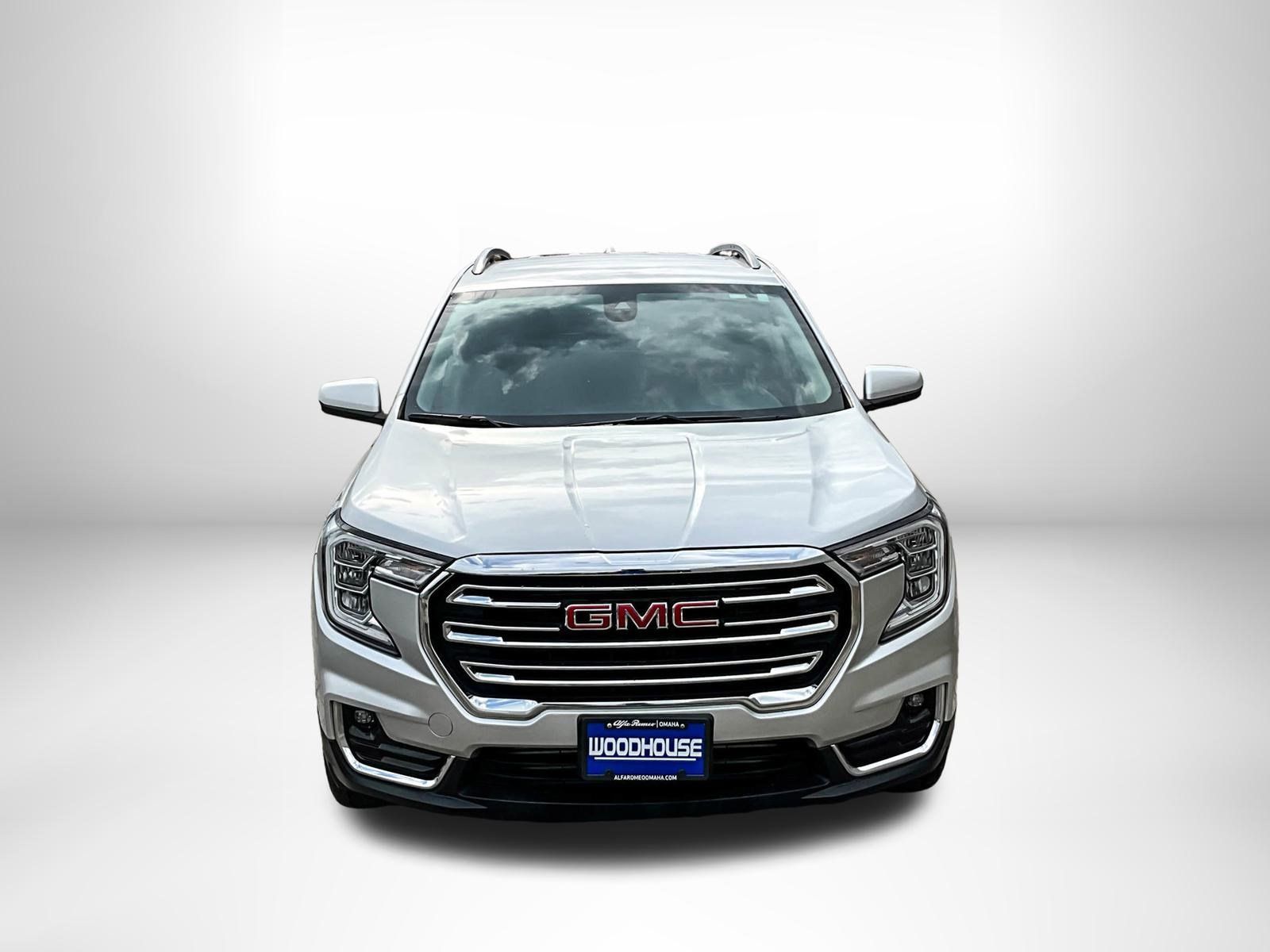 2022 Gmc Terrain SLT photo 2