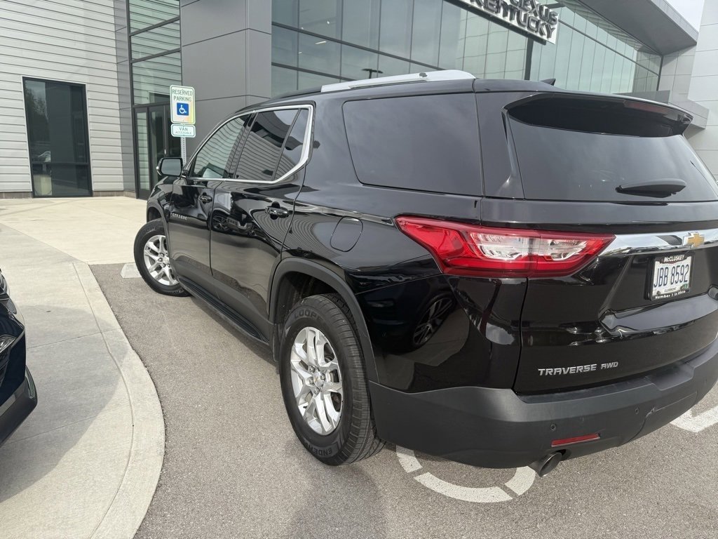 Used 2018 Chevrolet Traverse 1LT with VIN 1GNEVGKW7JJ147906 for sale in Fort Wright, KY