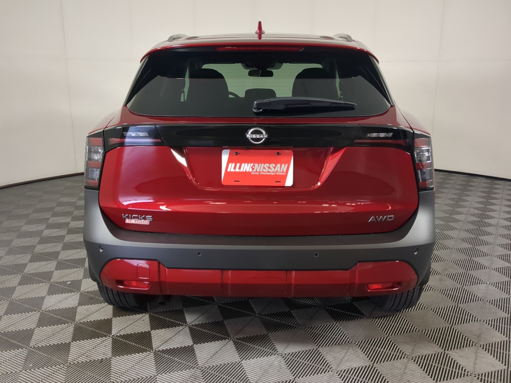 2025 Nissan Kicks SV photo 6