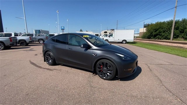 Used 2024 Tesla Model Y Performance with VIN 7SAYGDEF1RF021329 for sale in Sioux City, IA