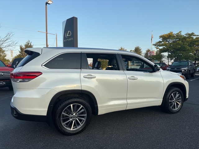 2018 Toyota Highlander XLE photo 3