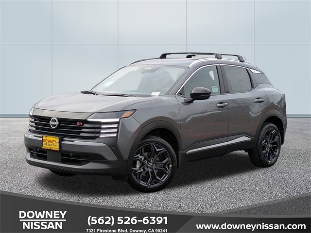 2026 Nissan KICKS SR's photo