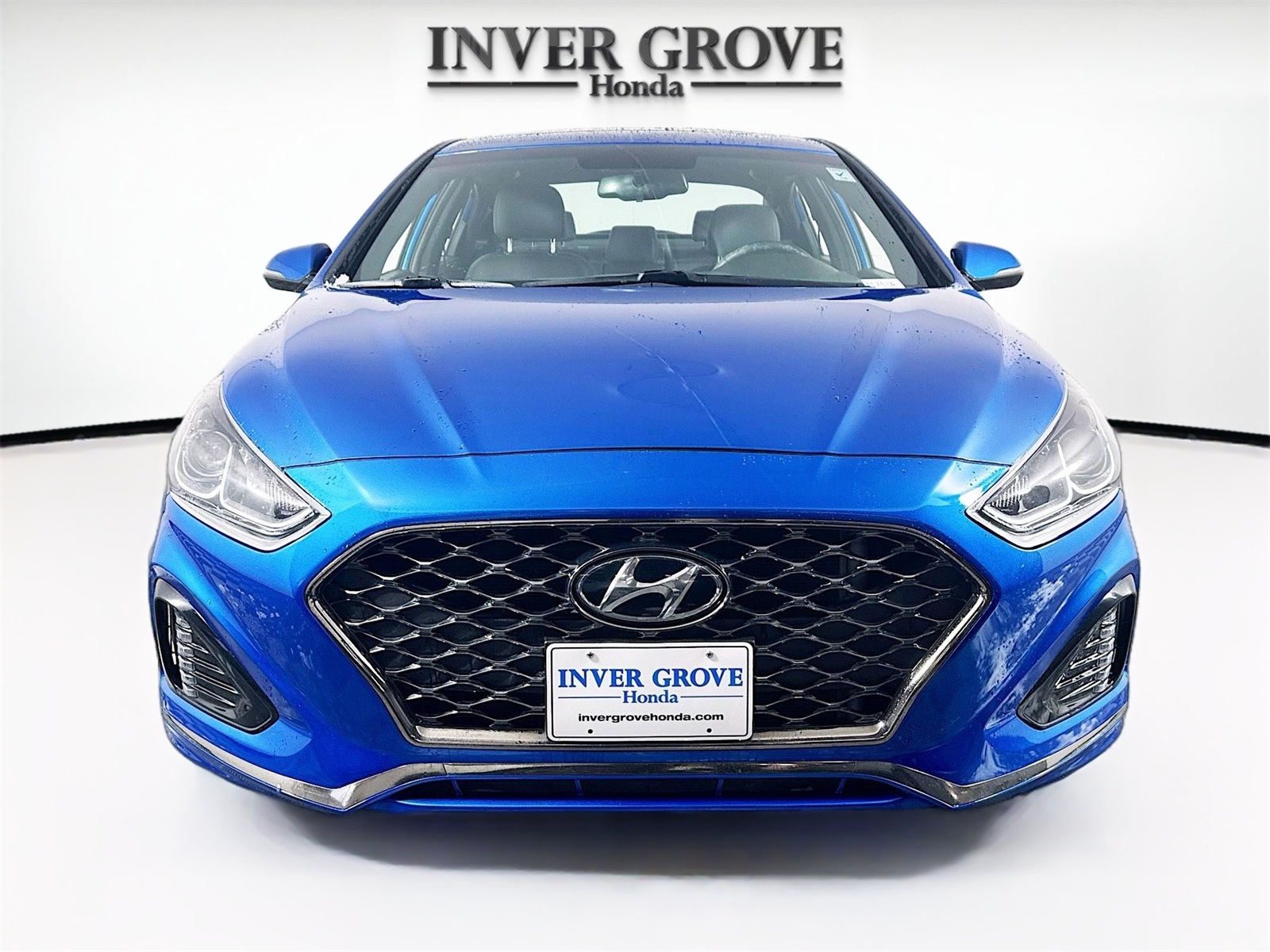 Used 2018 Hyundai Sonata Sport with VIN 5NPE34AF1JH637927 for sale in Inver Grove Heights, Minnesota
