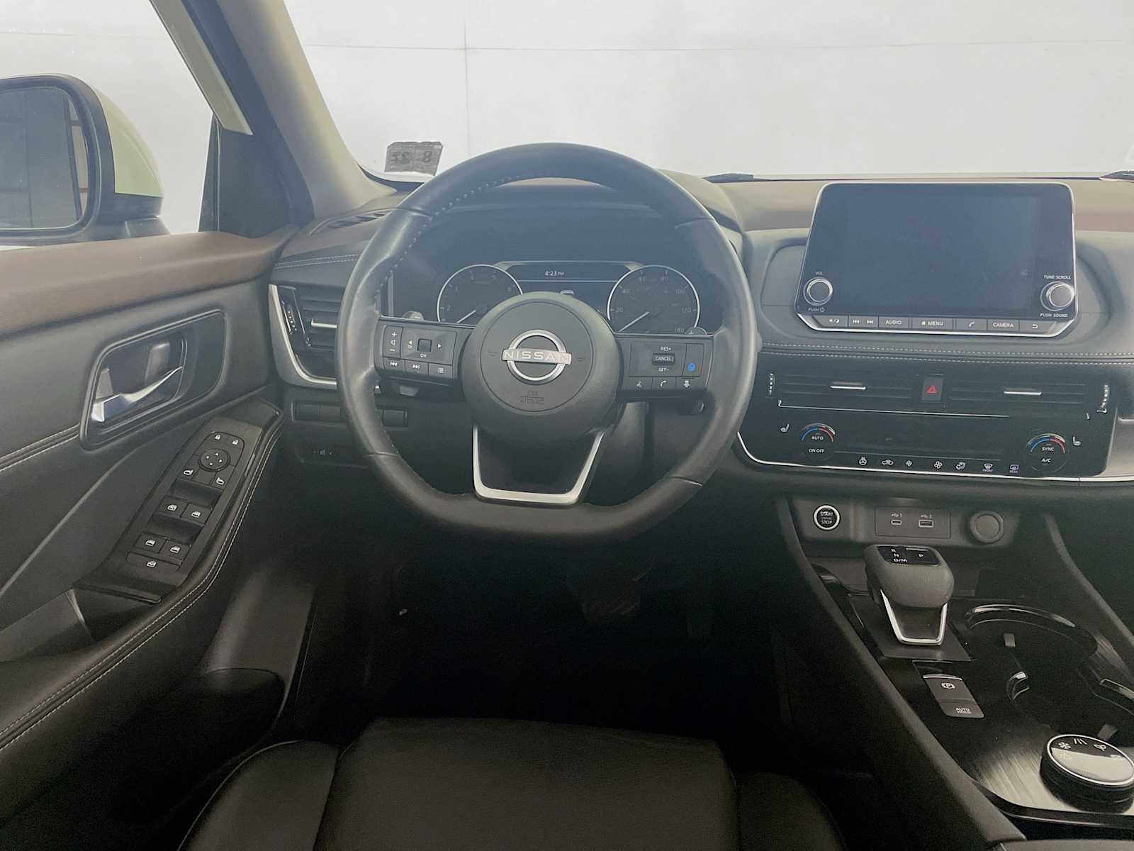 2022 Nissan Rogue SV photo 19