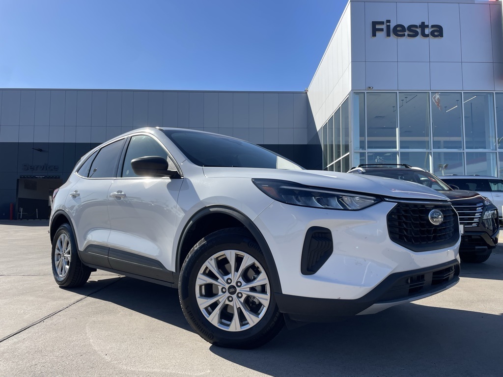 2025 Ford Escape Active's photo