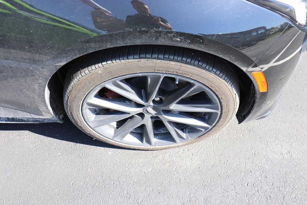 2023 Cadillac CT5 V photo 3