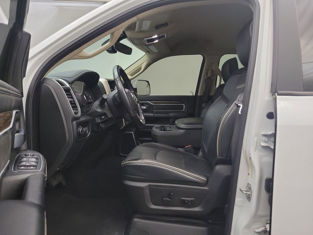 2020 Ram 2500 Laramie photo 5