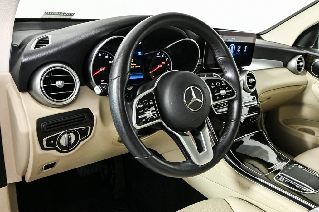 2020 Mercedes Benz GLC 300 photo 4