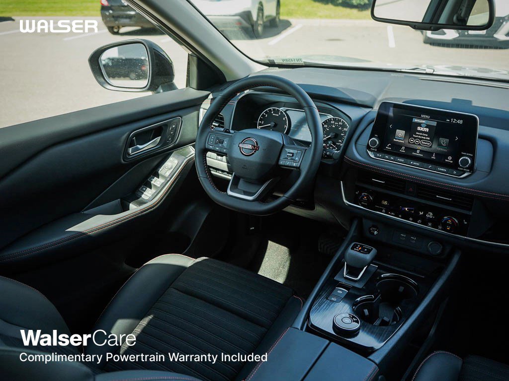 2026 Nissan Rogue SV photo 14