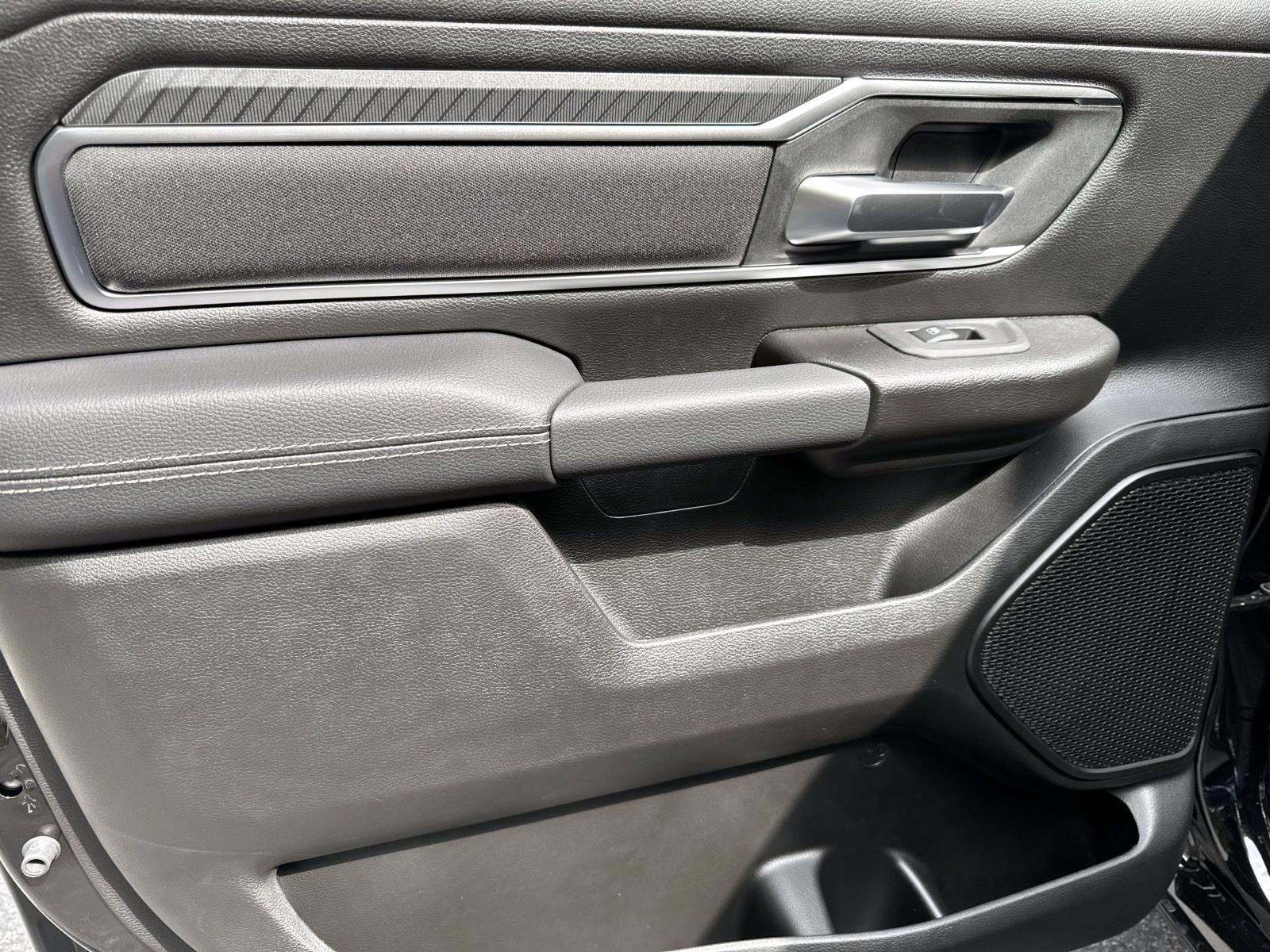 2025 Ram 1500 Big Horn photo 10