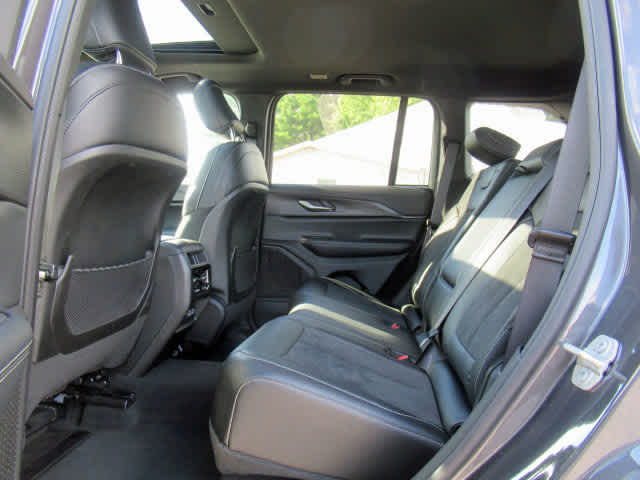 2024 Jeep Grand Cherokee Altitude X photo 4