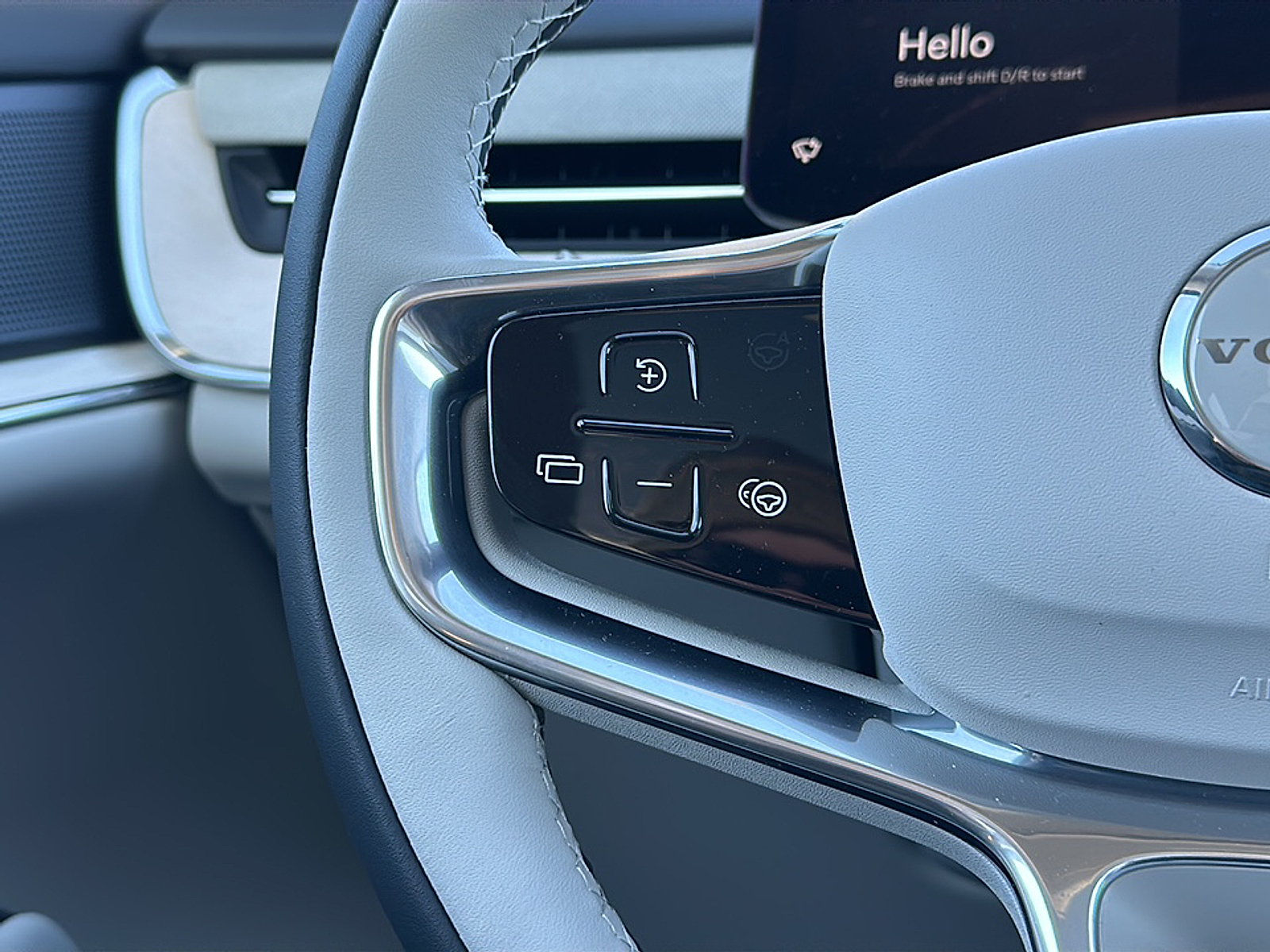 2025 Volvo EX90 Twin Motor Ultra photo 15